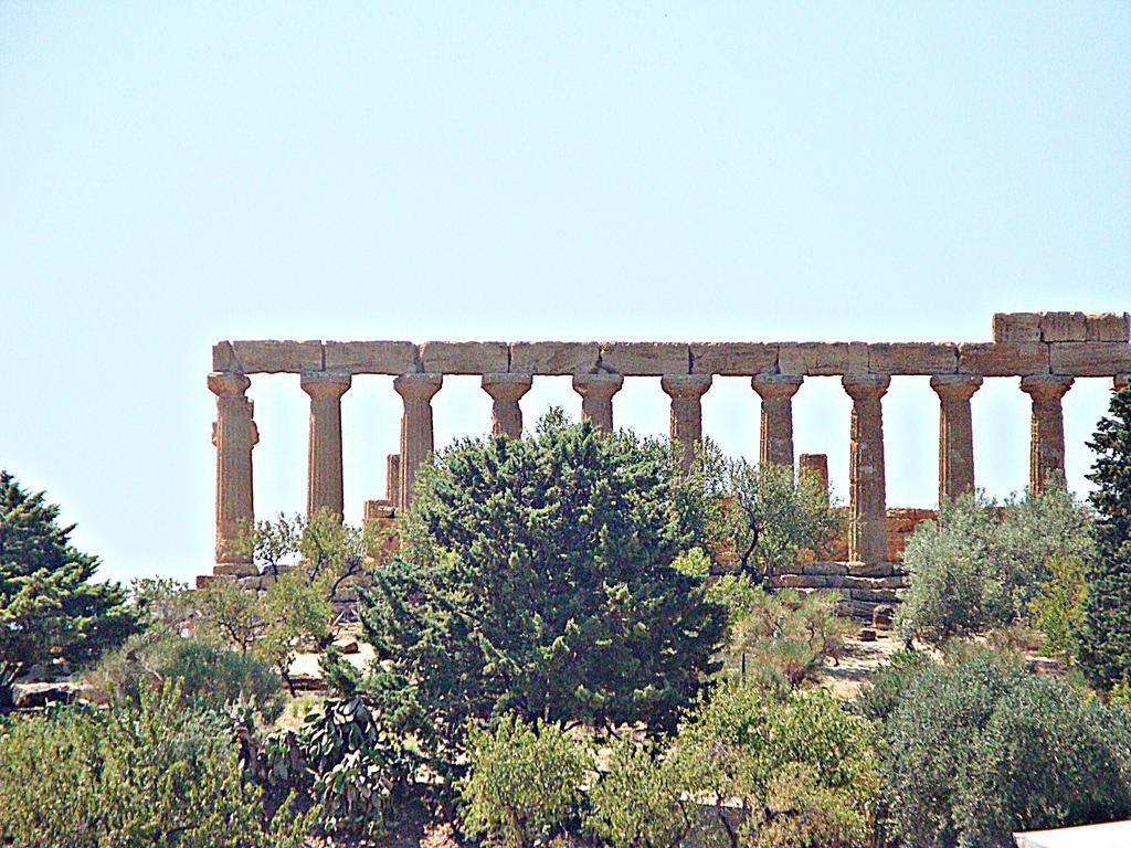 Guest House Artemide Agrigento Exteriör bild